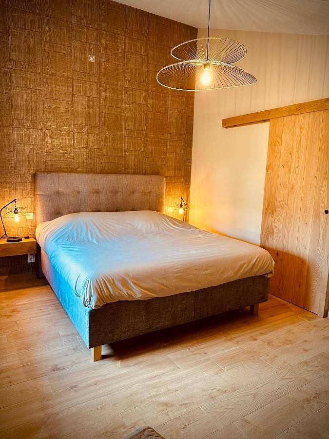 Location de vacances pour 2 personnes, avec vue ainsi que jardin et terrasse à Ohey - 2