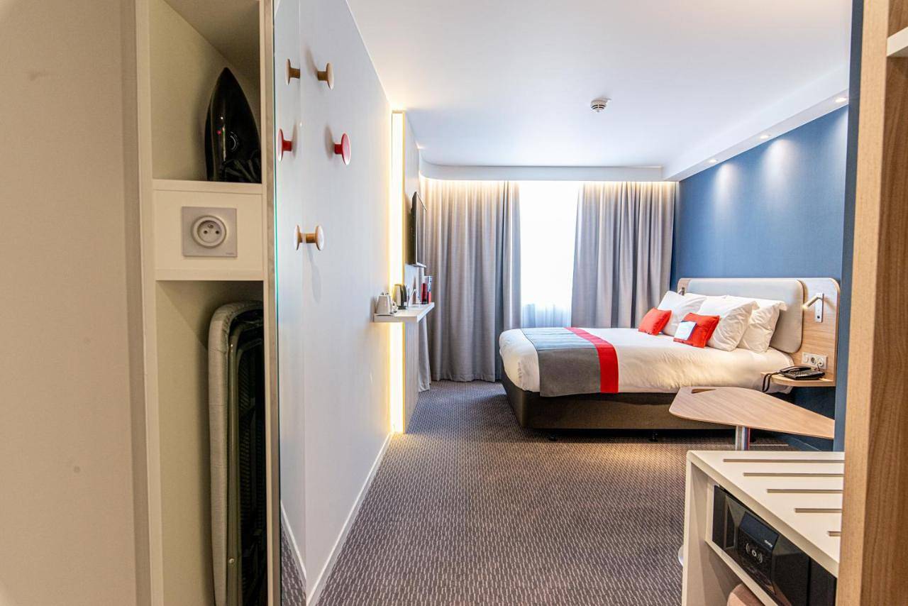 Standard Twin Room - Free Breakfast in Lormont, Région de Bordeaux