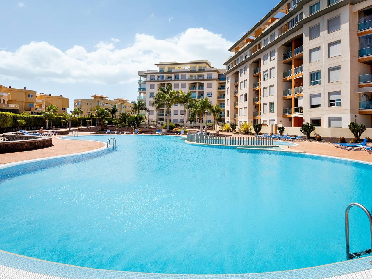 Entire holiday apartment, Bb7 Beautiful apartament in Golf del Sur in Las Adelfas, San Miguel de Abona