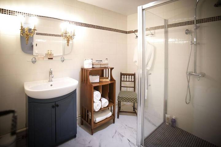 Location de vacances pour 6 personnes, avec vue et jardin à Pellegrue - 2