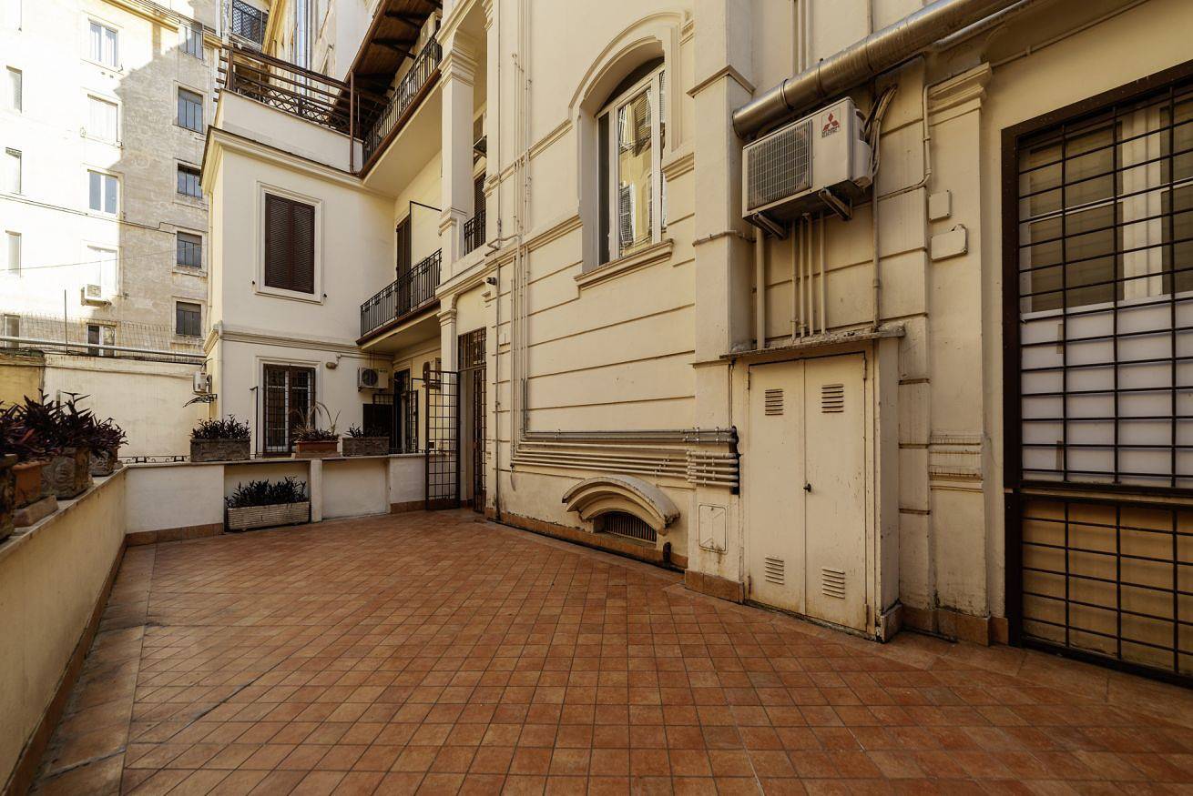 Ganze Wohnung, Ferienwohnung für 2 Personen mit Balkon/Terrasse in Rom, Rom Provinz