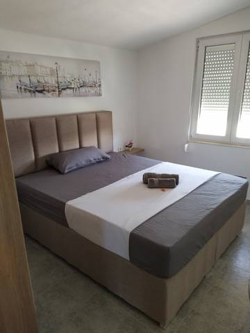 Vacation Apartment for 4 Guests in Montenegro, Picture 4