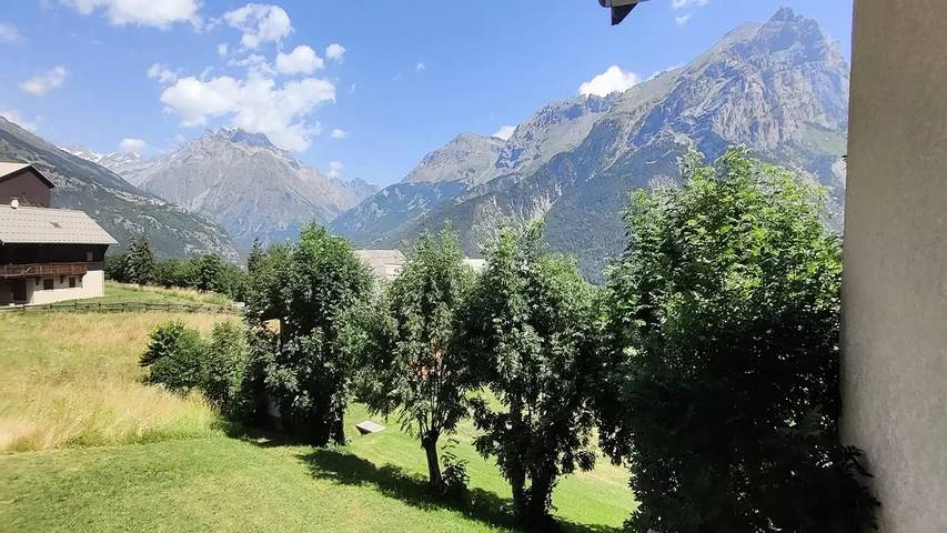 Chalet pour 6 personnes, avec vue et jardin à Puy-Saint-Vincent