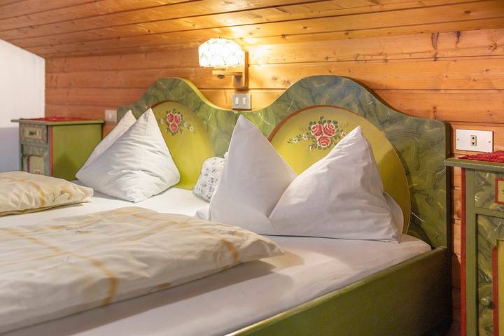 Chambre 'Haus Kristall - Double' avec vue sur la montagne, jardin commun et Wi-Fi in Selva dei Molini, Alpes de Zillertal