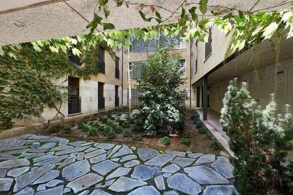 Entire apartment, El Patio de la Catedral in Centro (Salamanca), Salamanca