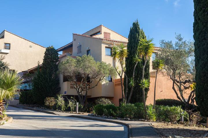 Ferienwohnung für 4 Personen, mit Garten und Balkon in La Croix-Valmer - 2