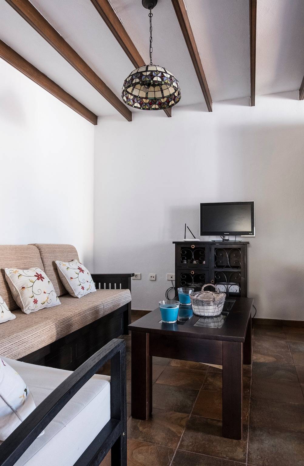 Apartamento entero, Casa de vacaciones 'Gomera Country House' con terraza y jardín compartidos y Wi-Fi in Alojera, Vallehermoso