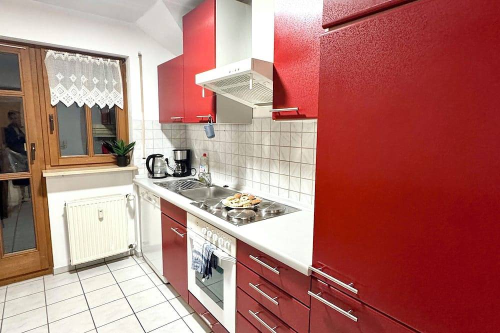 Ganze Wohnung, Gemütliches Familien-Apartmen in Roth auch für Mitarbeiter geeignet in Roth, Frankenalb