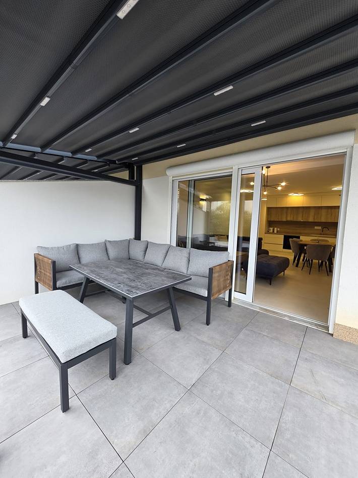 Appartement entier, One-bedroom apartment  in Rogoznica, Šibenik-Knin