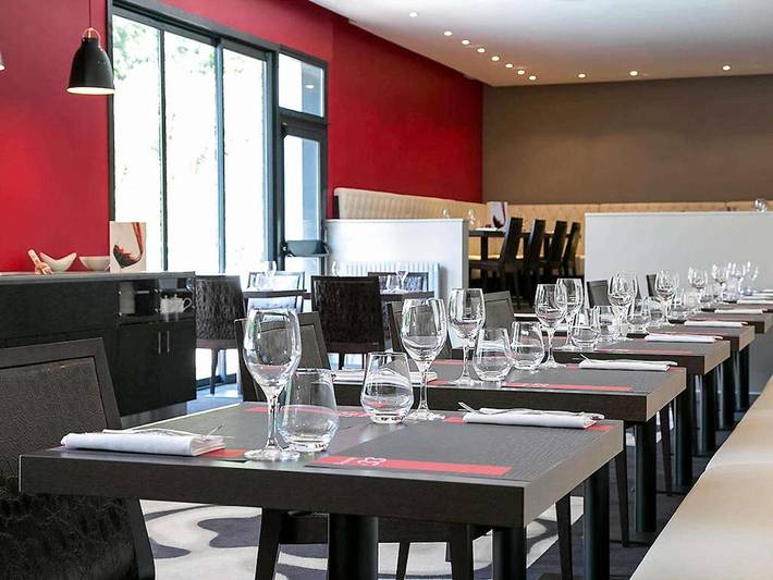 Hôtel pour 4 personnes, avec piscine ainsi que vue et jardin