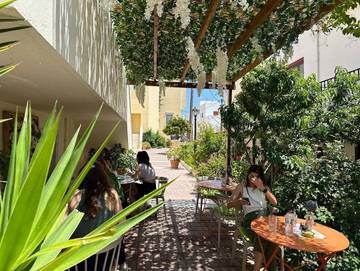 Maison d’hôte pour 2 personnes, avec jardin dans Naxos