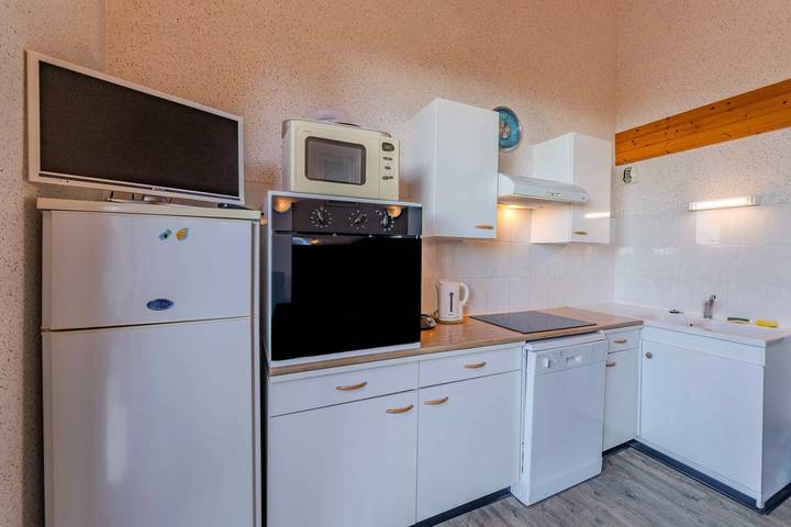 Ganze Wohnung, Ferienwohnung 'Framboise Les Monts D'olmes' mit Bergblick und privater Terrasse in Les Monts d'Olmes, Montferrier