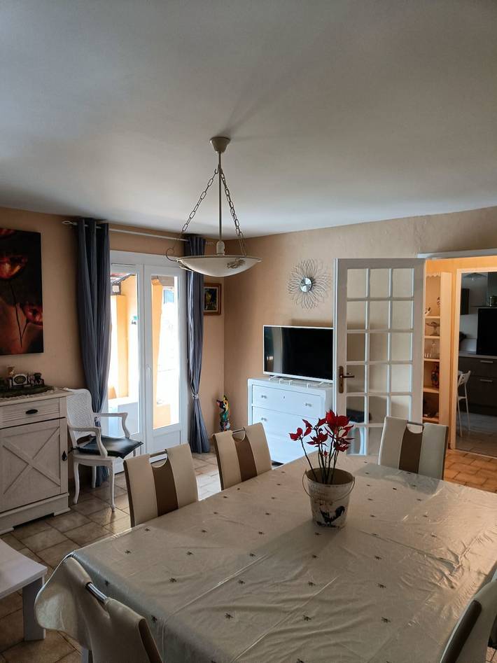 Location de vacances pour 5 personnes, avec balcon et jardin, adapté aux familles à La Crau - 3