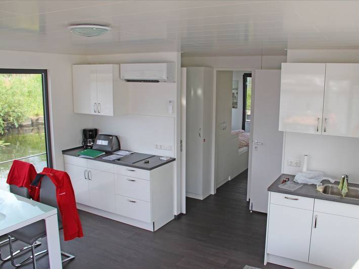 Ferienhaus für 4 Personen, mit Balkon und Terrasse sowie Ausblick in Ueckermünde - 2