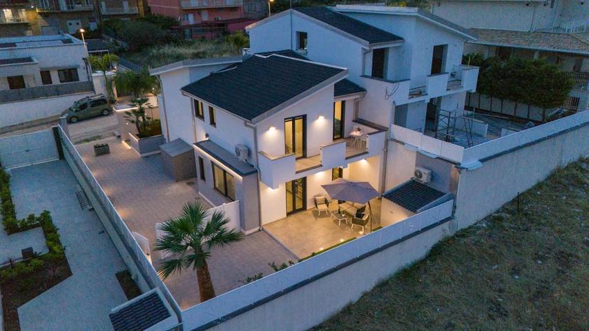 Casa vacanza per 4 persone, con Terrazza e Giardino nonché Panorama a Favara