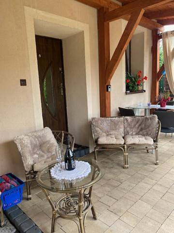 Cały apartament, Dom Wakacyjny Gajówka z ogrodem i jacuzzi na wyłączność in Rzyki, Małopolska