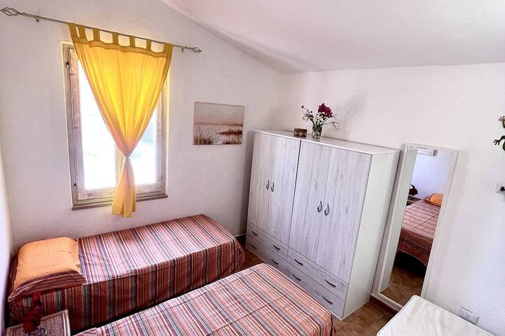 Entire apartment, Domus Henricus -Threeroom Apartment In Porto Pollo 400 Meters from the sea in Porto Puddu, Palau (Sardinia)