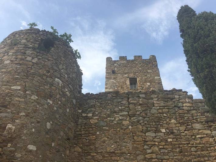 Location de vacances pour 6 personnes, avec vue ainsi que piscine et jardin, animaux acceptés à Agel - 3