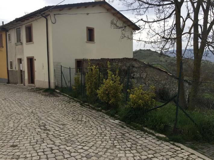 In Roccacinquemiglia mit Grill in Castel di Sangro, Alto Sangro