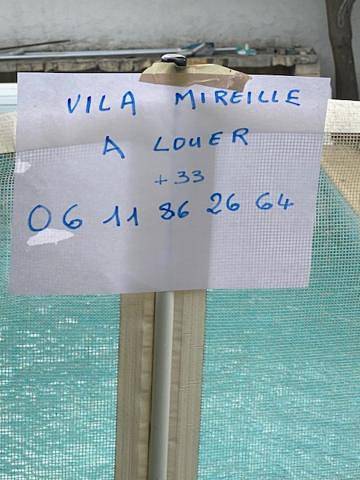 Location de vacances pour 6 personnes, avec terrasse et piscine à Morières-lès-Avignon - 4