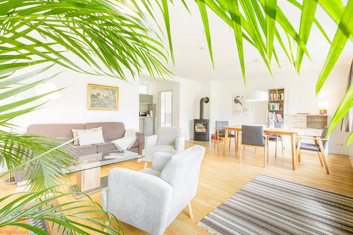 Ferienwohnung für 4 Personen, mit Terrasse und Garten sowie Ausblick in Müncheberg