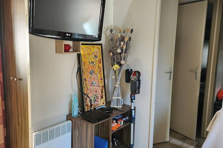 Camping für 8 Personen in Vias - 2