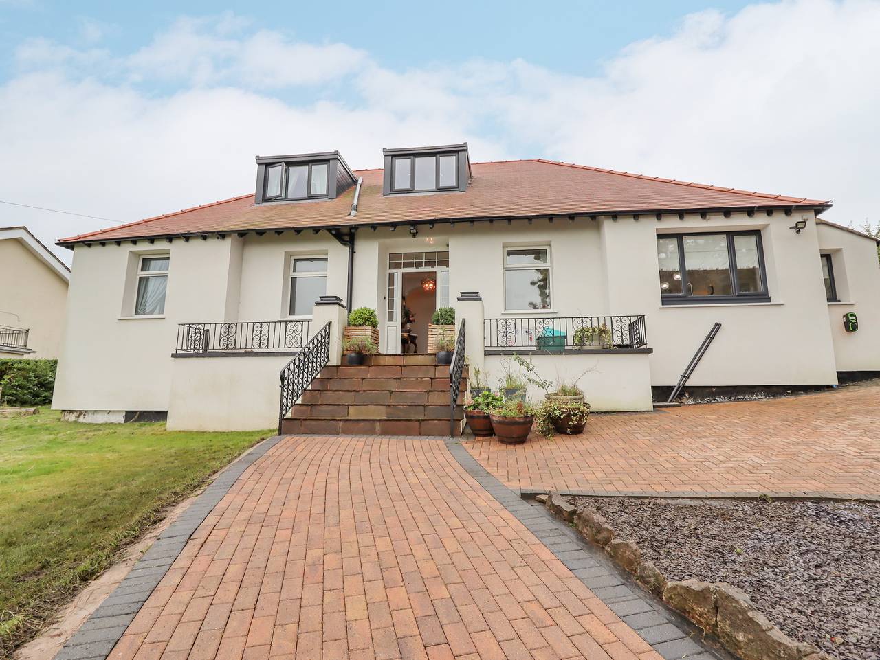 Pine Lodge in Colwyn Bay, Conwy region