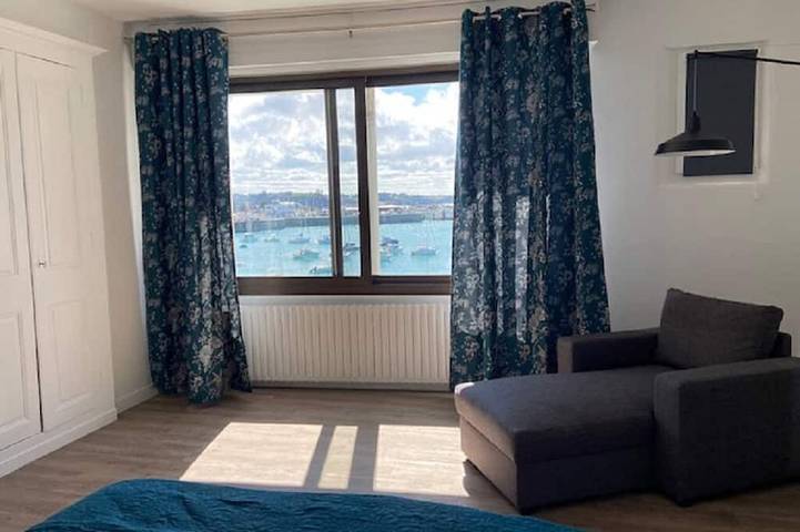 Location de vacances pour 6 personnes, animaux acceptés à Granville