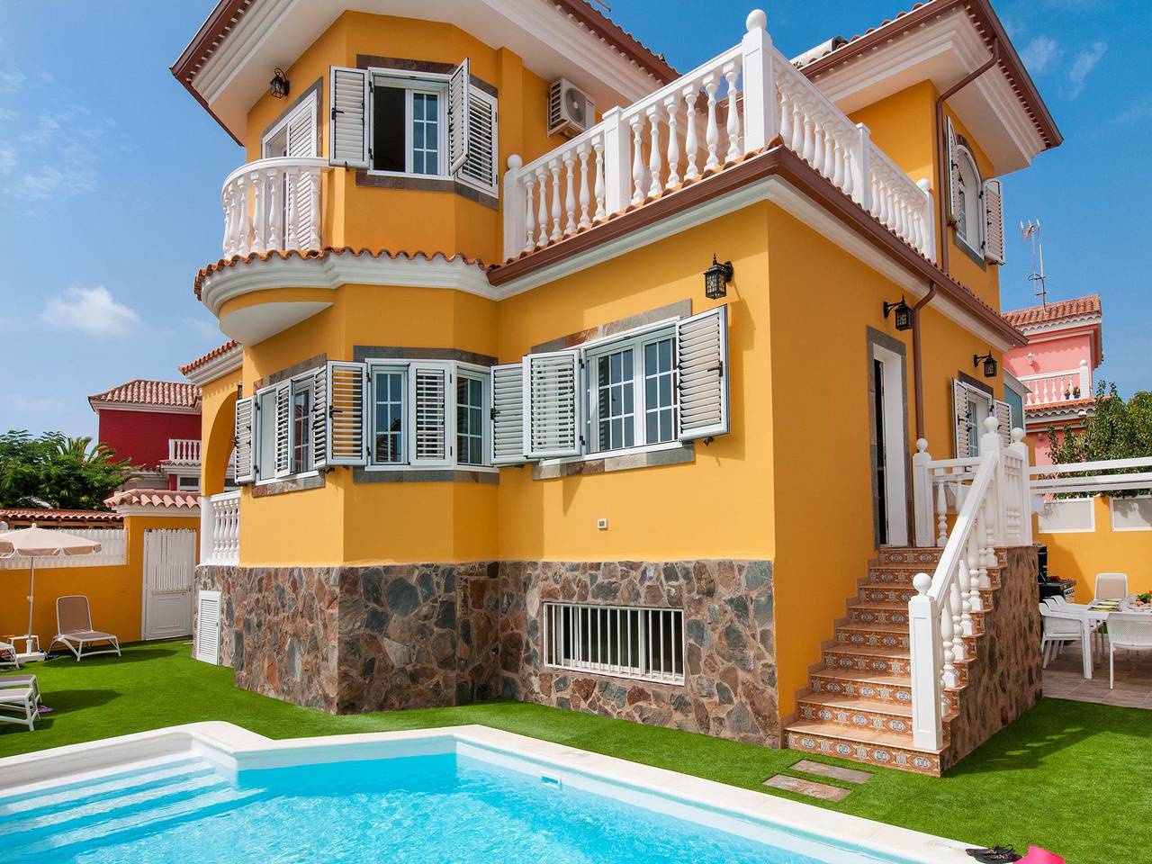 Sonnenland Q10 by Villagrancanaria in Maspalomas, San Bartolomé de Tirajana