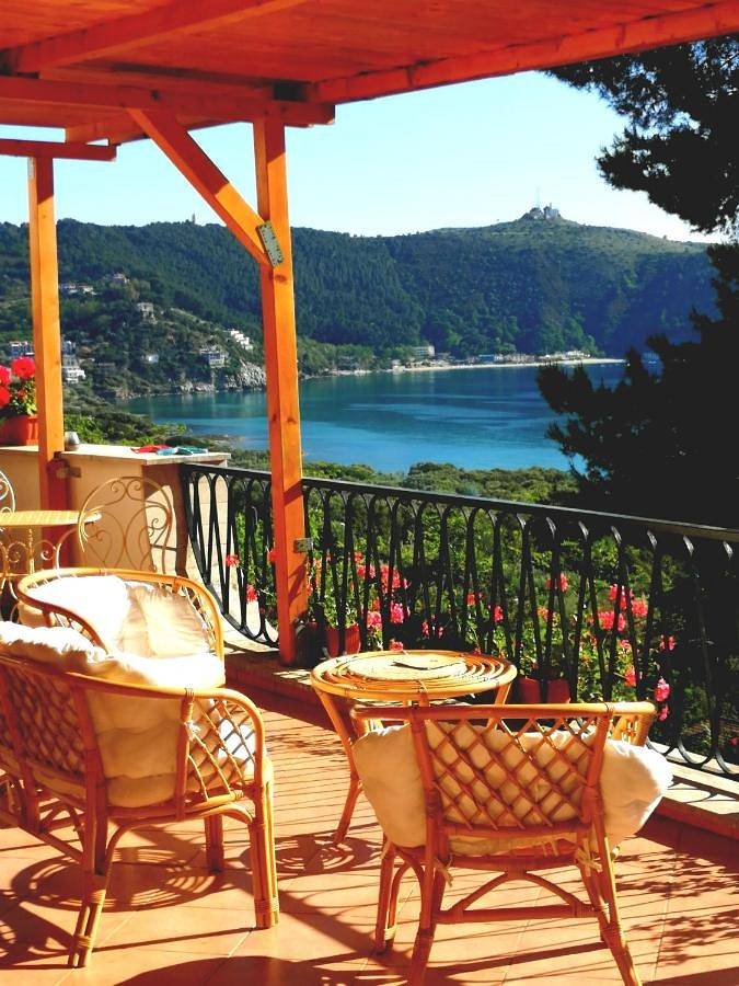 Bed and Breakfast für 2 Personen, mit Ausblick und Terrasse sowie Garten - 1