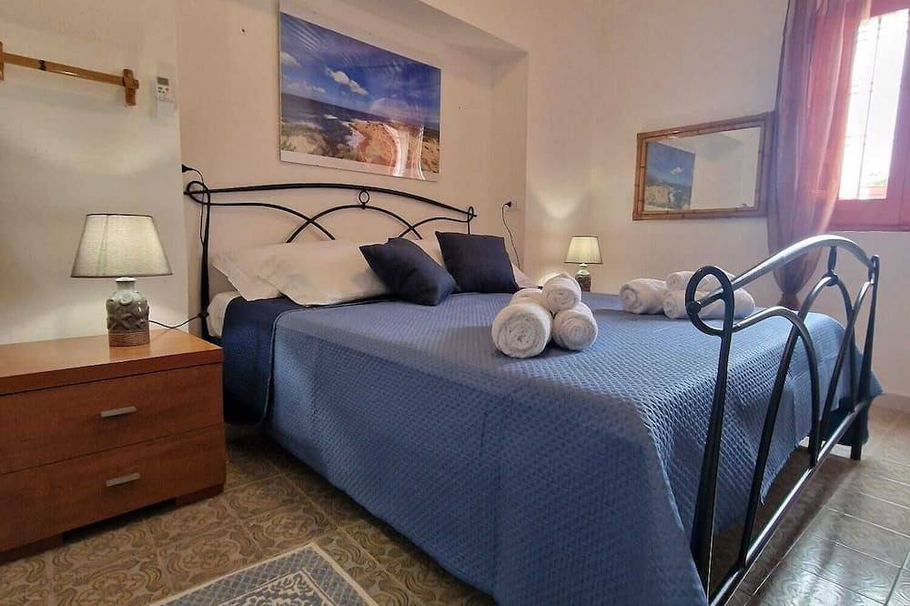 Casa Vacanze, Stile Campidanese con Tocchi Moderni, a 10 min dal Mare in Riola Sardo, Stagno di Càbras
