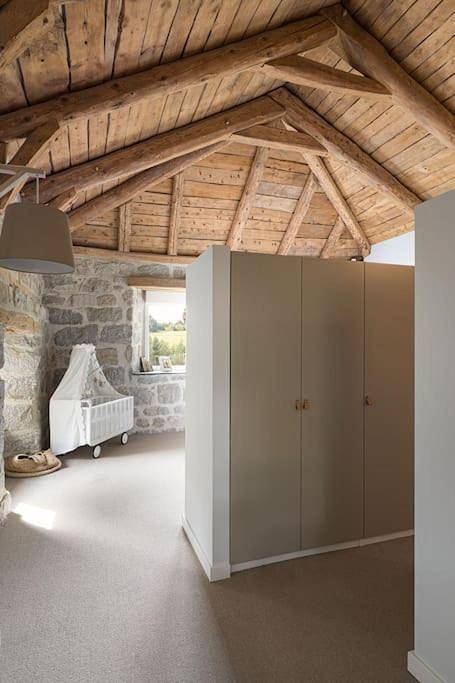 Location de vacances pour 20 personnes, avec jardin et vue, adapté aux familles à Le Chambon-sur-Lignon - 3