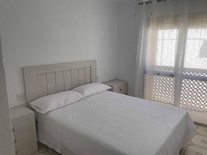 Gîte pour 4 personnes, avec balcon à Calabardina - 2