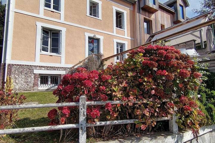 Location de vacances pour 8 personnes, avec Jardin dans Les Petites Dalles