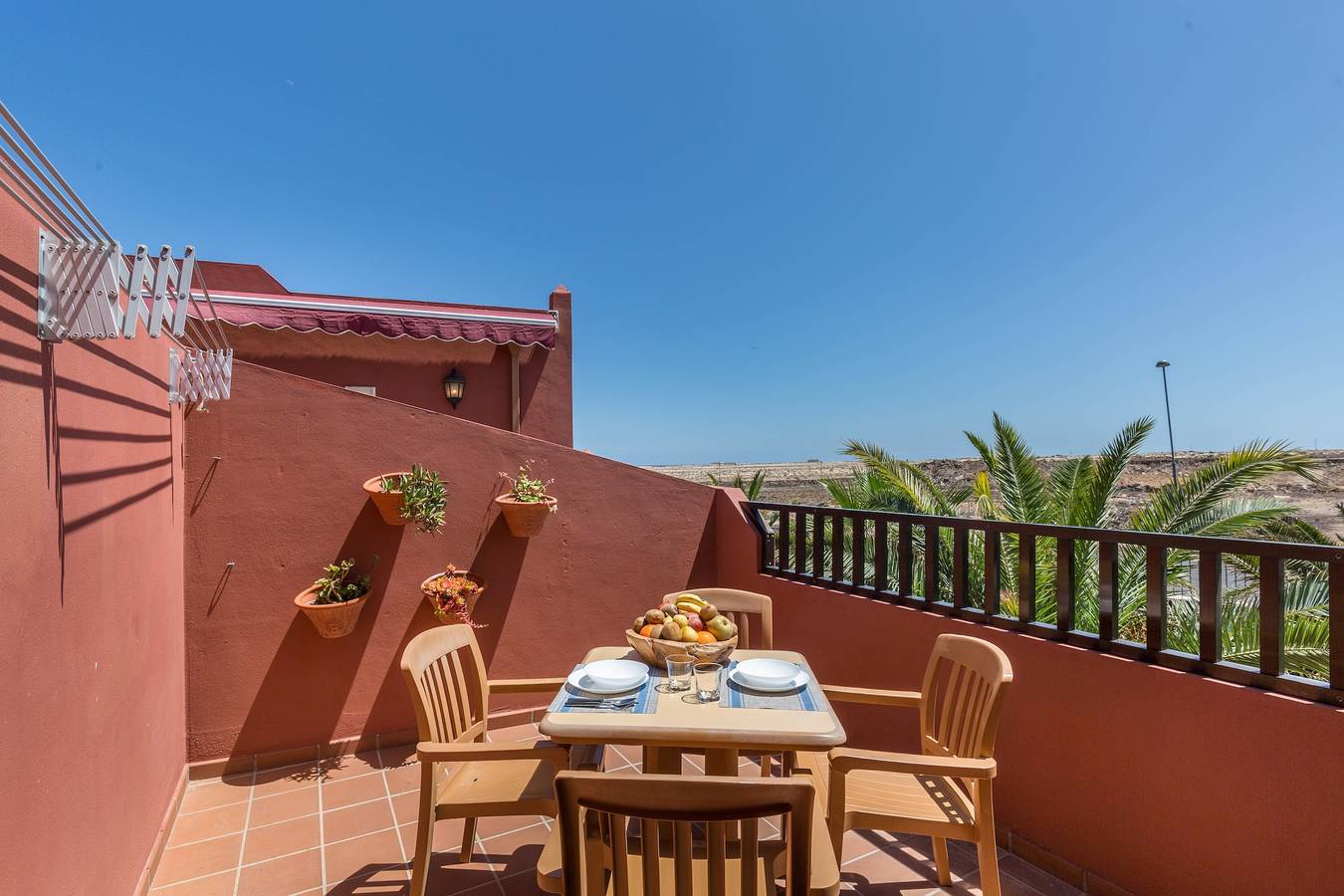 Ganze Wohnung, Ferienwohnung 'Fuerteventura Apartments Herbania' mit Bergblick, Pool & Wlan in Oasis Tamarindo, La Oliva