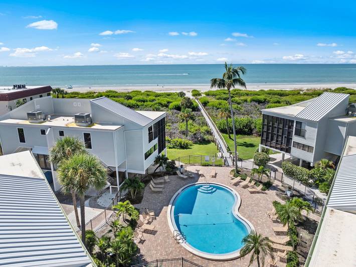 Vacation rental for 6 people, with pool and balcony in Sanibel