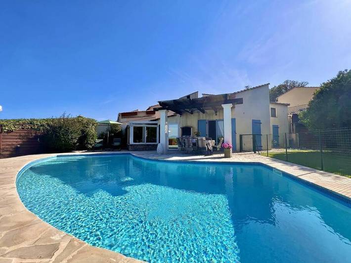 Villa pour 6 personnes, avec piscine ainsi que vue et jardin à Villeneuve-Loubet - 2