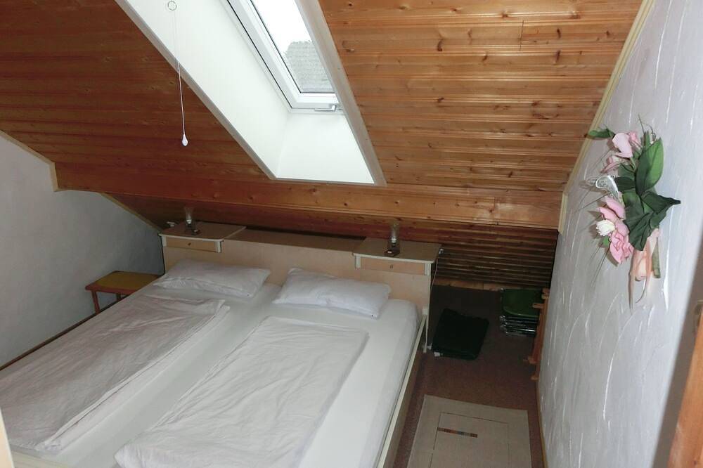 Ganze Wohnung, Ferienwohnung im Fränkischen Seenland (bis 2 Personen) in Röttenbach, Fränkisches Seenland