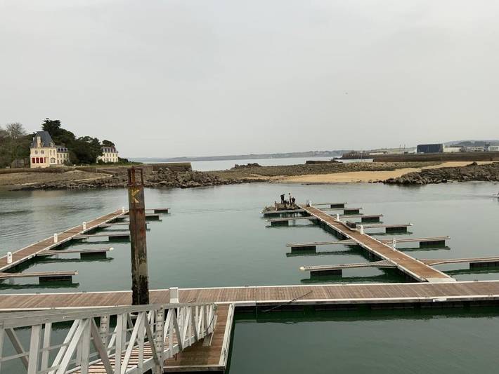 Gîte pour 2 personnes, avec vue, animaux acceptés dans Port de plaisance de Douarnenez-Tréboul - 4