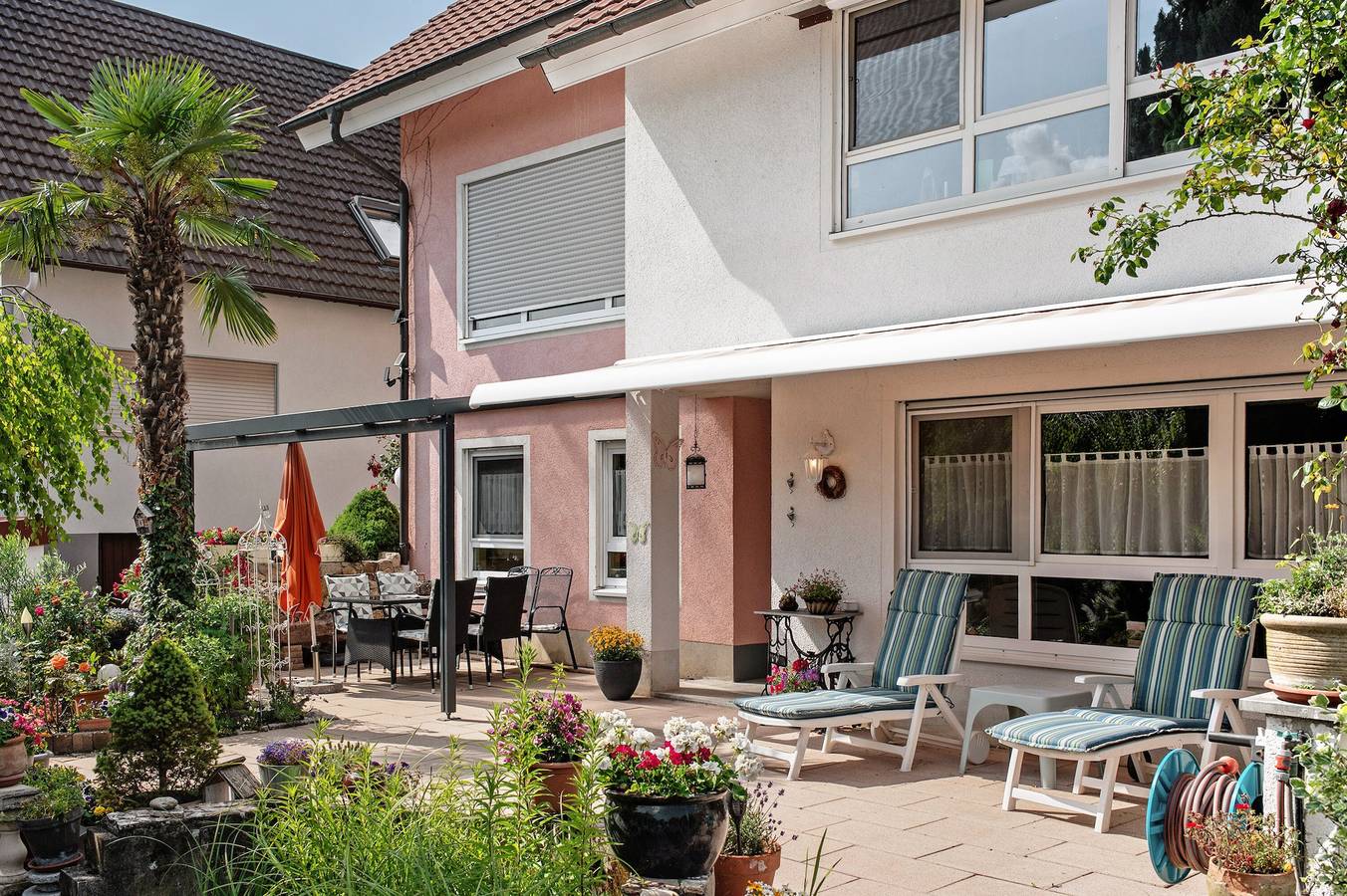 Apartamento entero, Apartamento 'Im Liestengarten' con vistas a la montaña, terraza privada y Wi-Fi in Auggen, Selva Negra (zona sur)