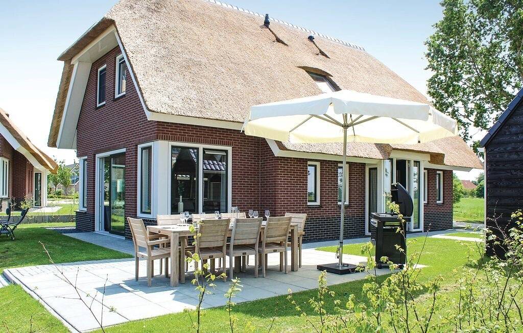 Ferienhaus für 8 Personen mit Sauna in Idskenhuizen, Ijsselmeer