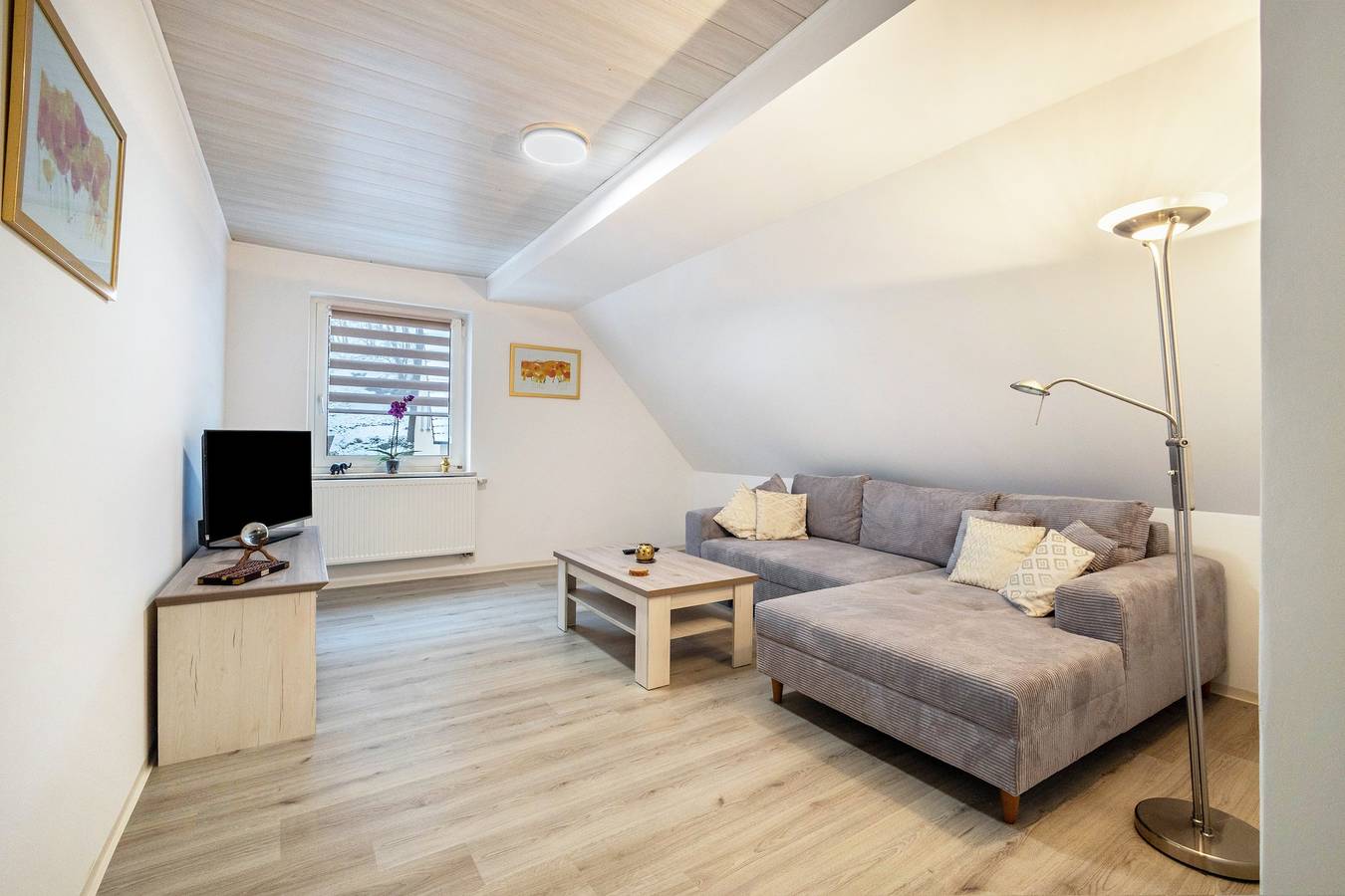 Ganze Wohnung, Apartment „Residenz Schlossturm“ mit gemeinsamer Terrasse und Wlan in Bad Berneck im Fichtelgebirge, Frankenalb