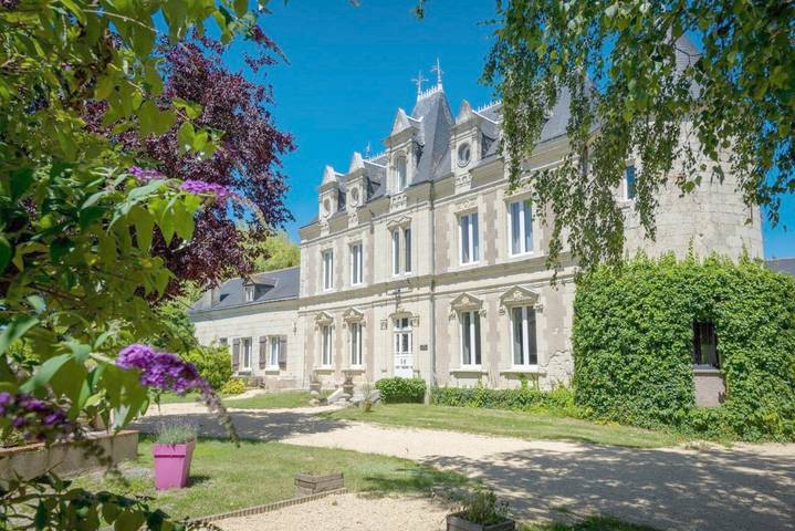 Hôtel pour 3 personnes, avec jardin ainsi que vue et piscine