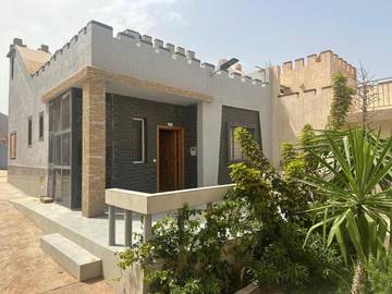 Gîte pour 6 personnes, avec terrasse et vue, animaux acceptés dans Tnine Aglou