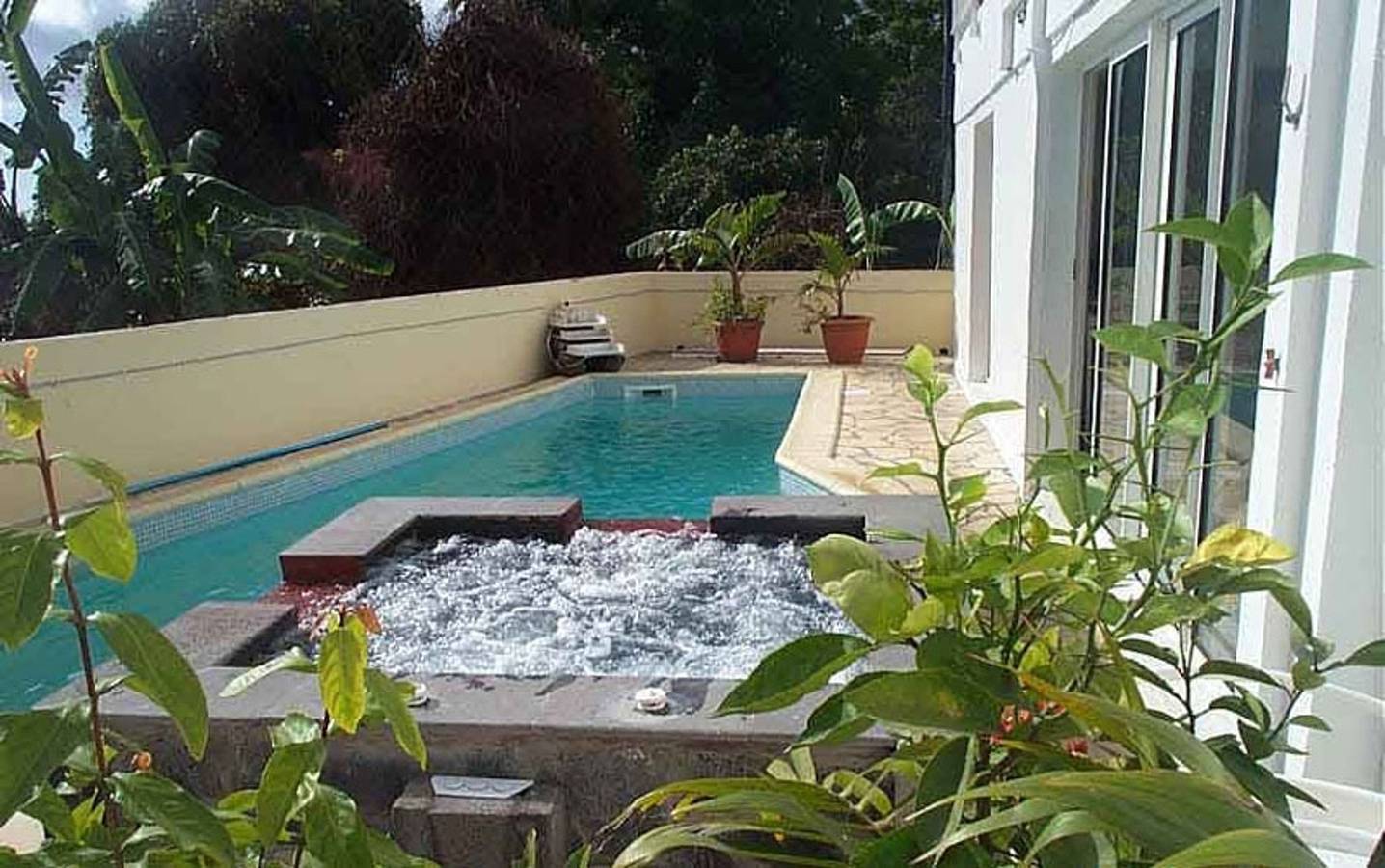 Gemütliches Haus in Bois des Nefles, 70 m² mit Gemeinschaftspool in Saint-Paul, La Réunion