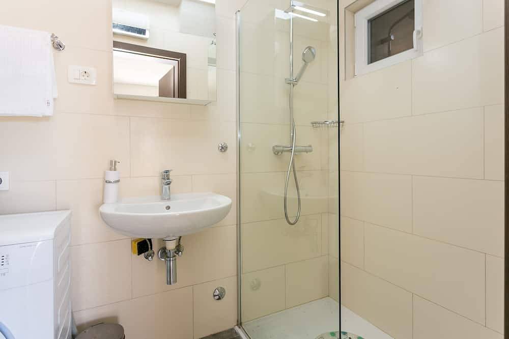 Ferienhaus mit Parkplatz Milna, Brac (K-20140) in Milna, Brac