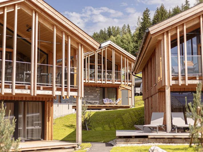 Ferienwohnung für 4 Personen, mit Balkon und Terrasse sowie Sauna in Haus