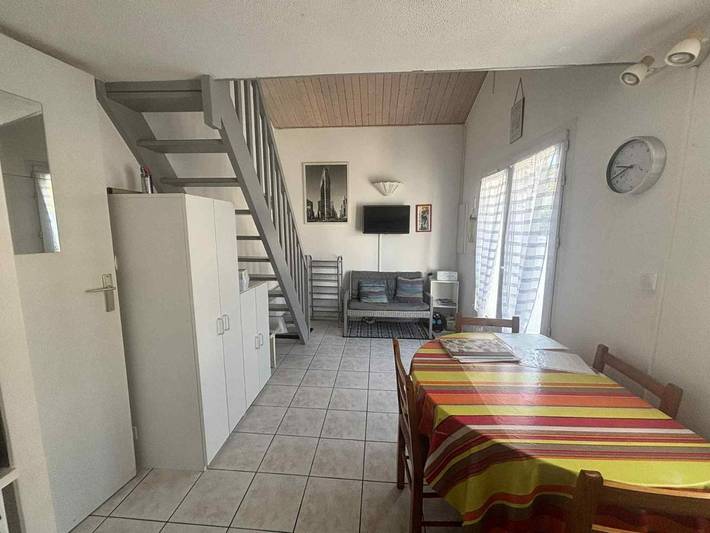 Location de vacances pour 4 personnes, avec terrasse et piscine dans Office De Tourisme De La Tranche Sur Mer - 2