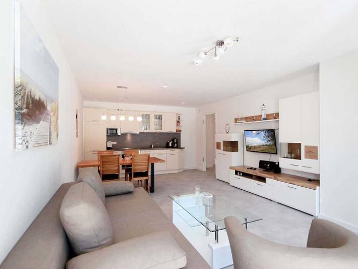 Ferienwohnung für 5 Personen, mit Terrasse in Bergen auf Rügen und Umgebung