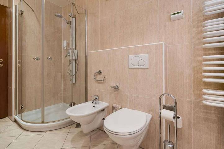 Ganze Wohnung, Ferienwohnung mit Poolnutzung und Klimaanlage in Jelsa, Hvar